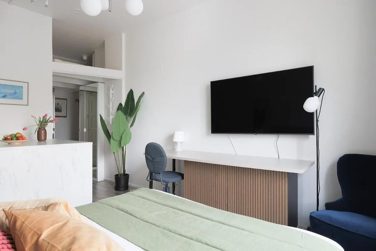 Stylish Studio In The Heart Of Kallio Helsinki